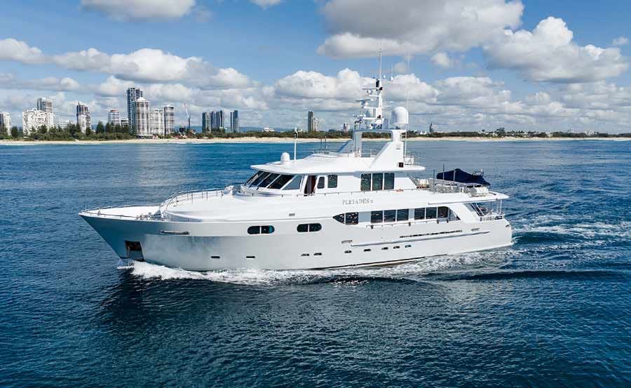 superyacht jobs whitsundays